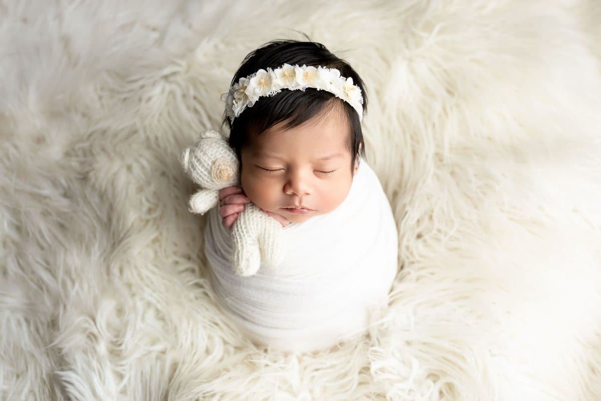 Estudio fotografía newborn Querétaro - bebé con accesorios artesanales